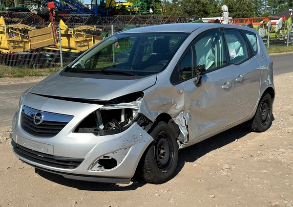 Opel Meriva cena 14000 przebieg: 109534, rok produkcji 2013 z Supraśl małe 106